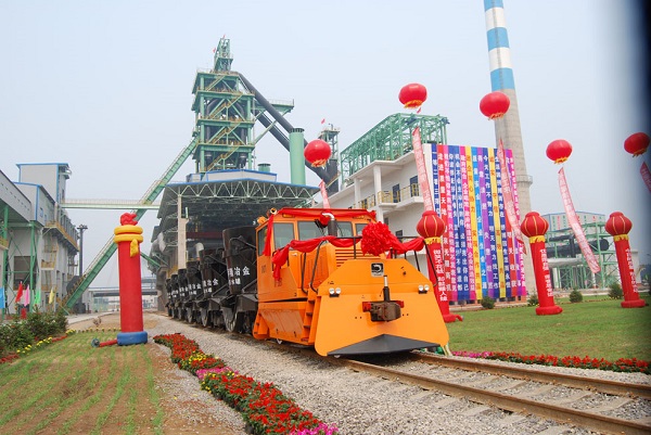 內(nèi)燃機(jī)車(chē)廠(chǎng)家：內(nèi)燃機(jī)車(chē)和電力機(jī)車(chē)誰(shuí)的歲數(shù)兒大？